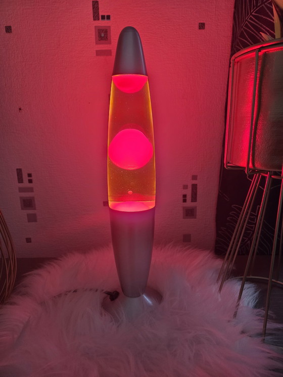 Image 1 of Hypnotic and soothing lava lamp