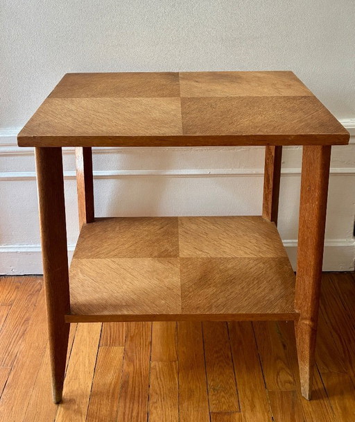 Klein vintage bijzettafeltje in Scandinavische stijl