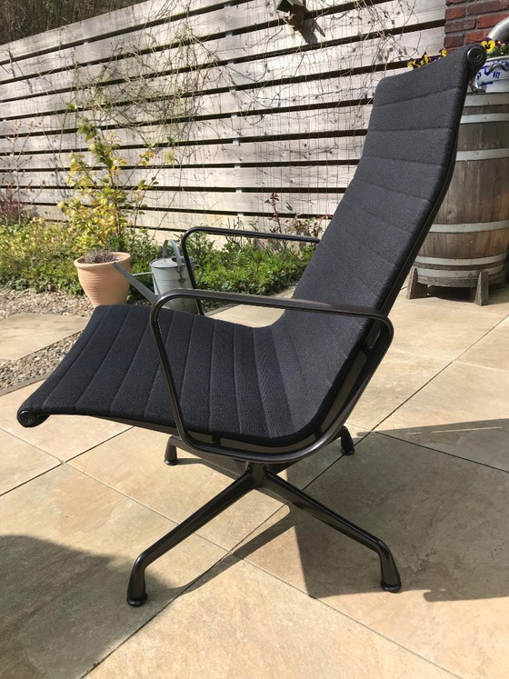 Image 1 of 2 x Vitra Eames EA 115 fauteuils