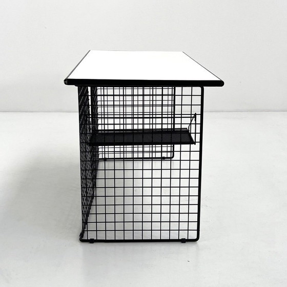 Image 1 of Schreibtisch aus schwarzem Draht, 1980er Jahre