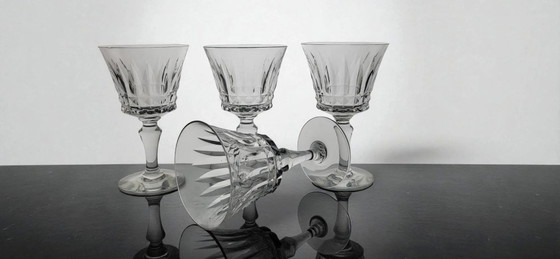 4 Baccarat Piccadilly crystal wine glasses – Glass & Decanter (photo 6 of 6)