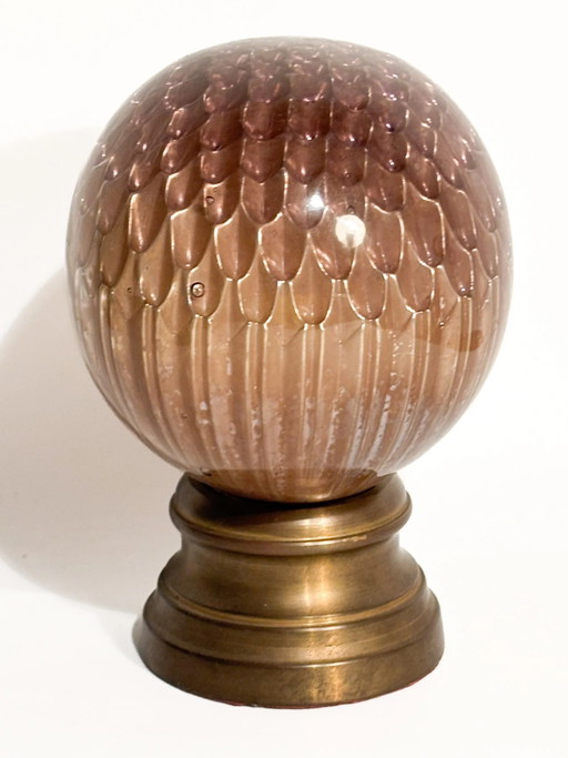 19th Century Bohemian Crystal Staircase Sphere with Brass Base – decoratieve objecten