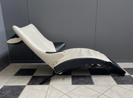 Image 1 of Sitzbank aus schwarzem und weißem Leder, Modell Solo 699, Design Stefan Heiliger, WK