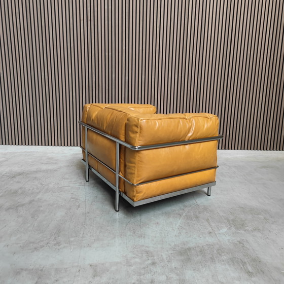 Image 1 of Poltrona Cassina LC3 in pelle cammello naturale