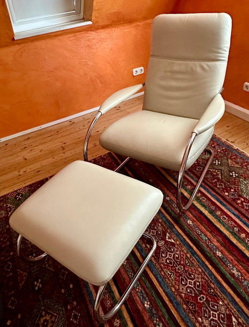 Koinor Jacy Fauteuil avec pouf