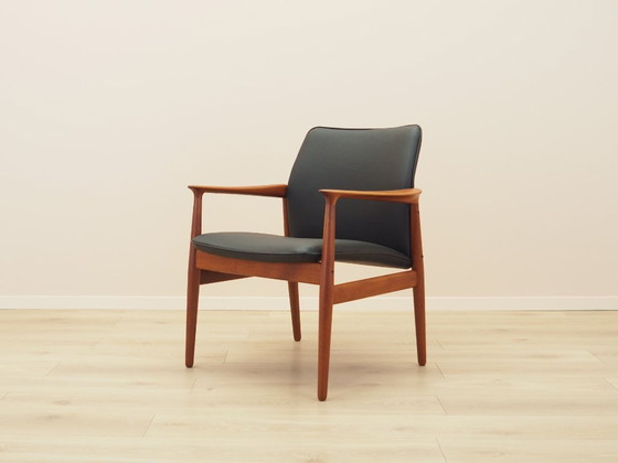 Fauteuil lounge de Grete Jalk, cadre en teck massif, revêtement en cuir noir, Danemark, années 1970 – Bois (photo 3 of 15)