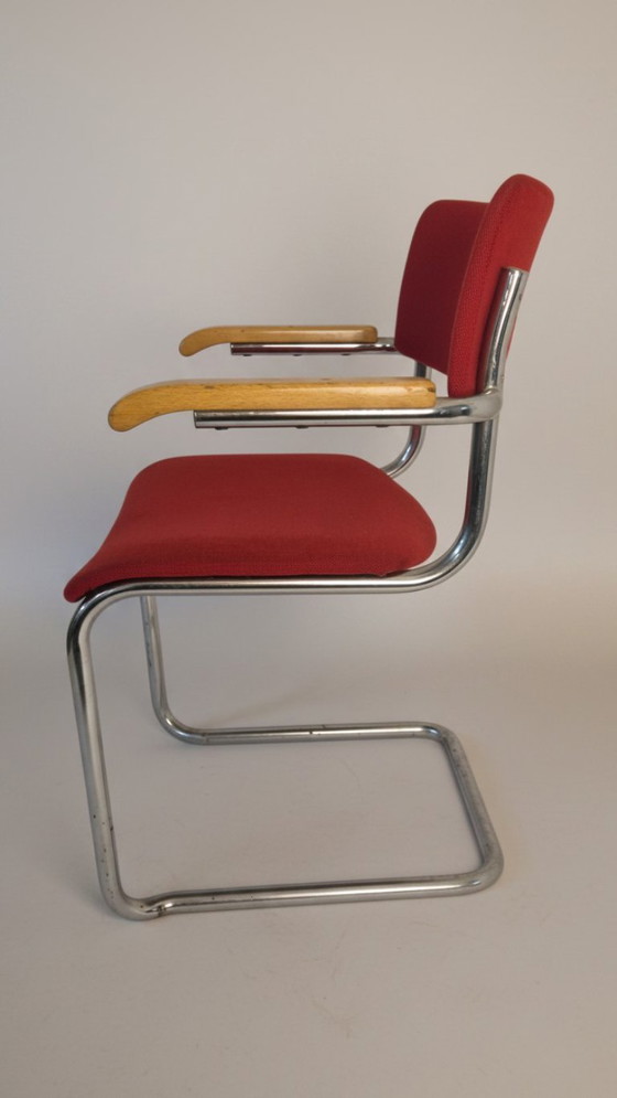 6 Fauteuils Cantilever Thonet S 43 originaux de Mart Stam – rouge, empilables – Chaises de salle à manger (photo 5 of 5)