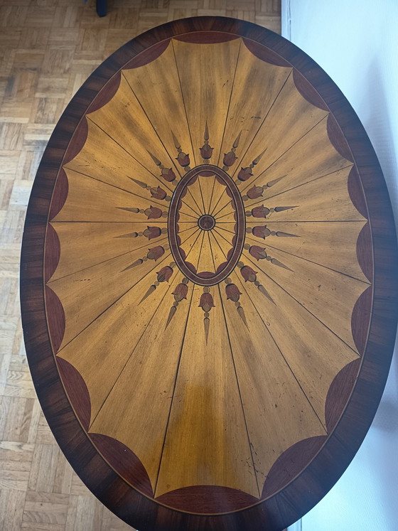 Image 1 of Mesa auxiliar: Excepcional mesa de pedestal Maitland-Smith Prestige – Marquetería artística