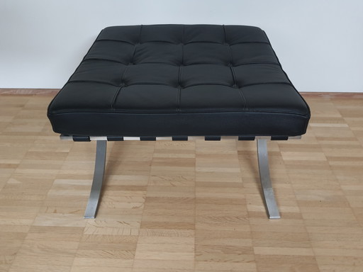 2 Ottomane Barcelona (Design Mies van der Rohe)