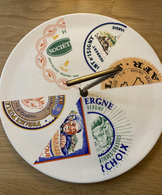Image 1 of Fromages de France, Fayence de St. Amand Käseteller 6