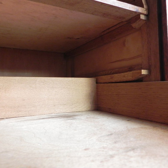 Eichenschrank mit Rollladen und einem Rollladen, 113 cm hoch, 1930er Jahre – Kommoden, Wood (photo 25 of 26)