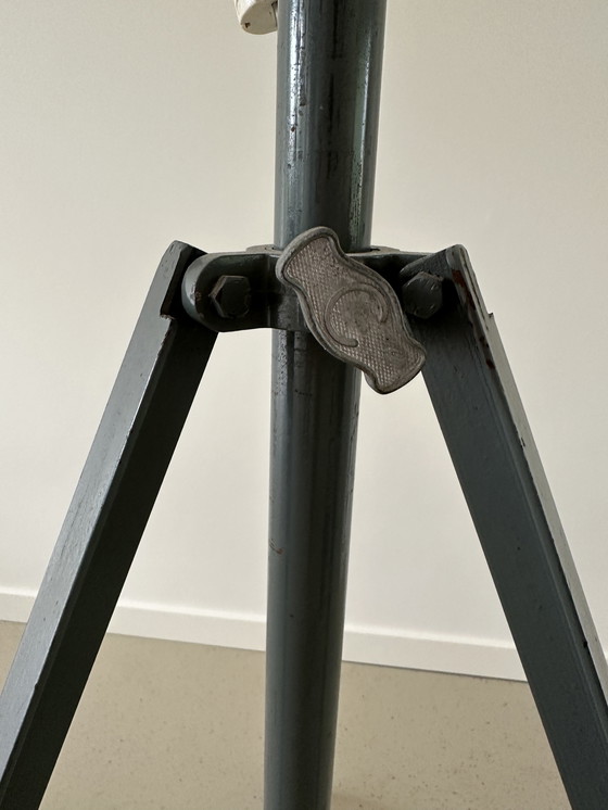 Image 1 of Cremer Paris Theaterlampe auf Ständer ca. 1940