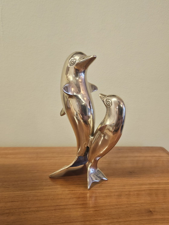 Image 1 of Statua di delfino in ottone vintage anni '70. Il delfino presenta