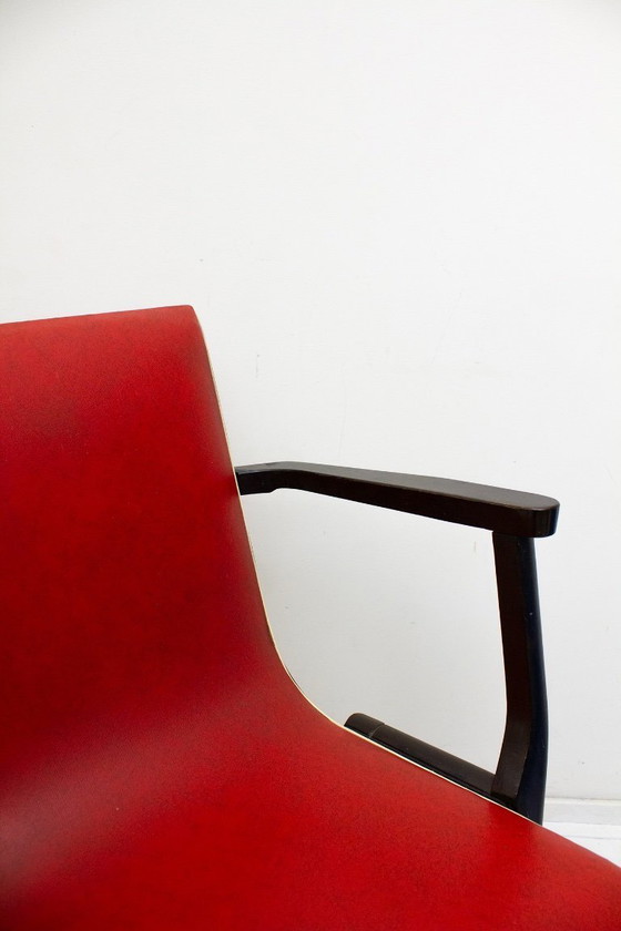 Image 1 of Silla Stako roja de los años 50 de la fábrica de muebles 'De Toekomst'