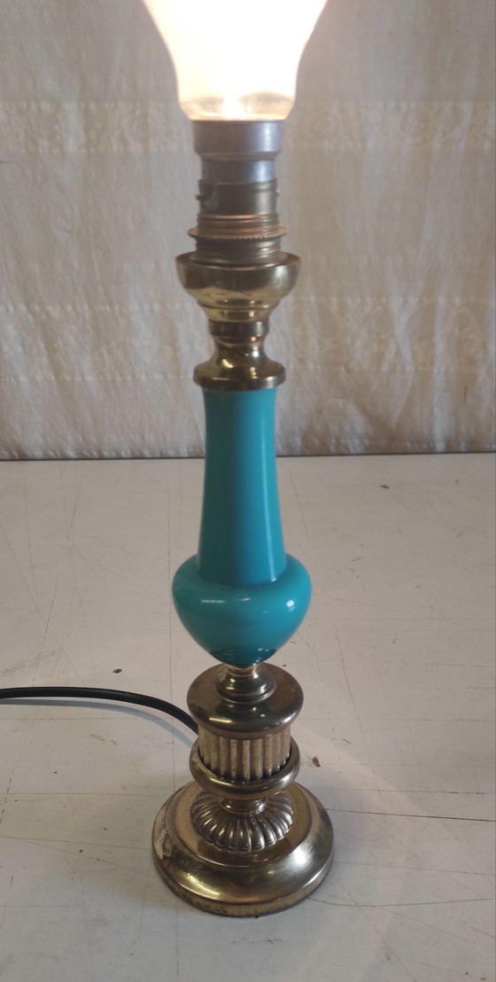 Image 1 of Base de lámpara de latón y opalina turquesa - mediados del siglo XX