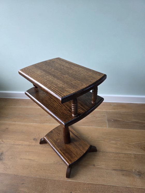 Image 1 of Vintage boeken- en bijzettafel eikenhout