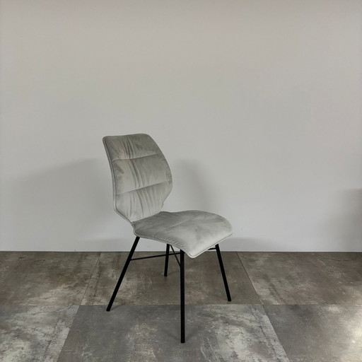 Canvas  Set van 4 – Bert Plantagie, eetkamerstoelen
