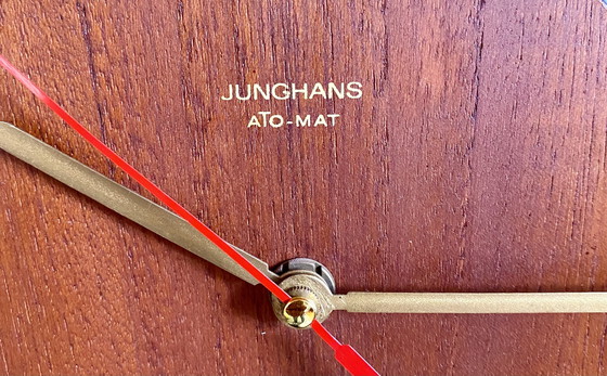 Image 1 of Junghans Ato Mat wandklok jaren 60 Mid Century