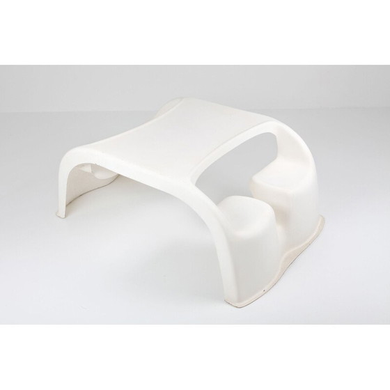 Image 1 of Vintage "Auberge" seating group in white fiberglass by Gunter Beltzig, 1971