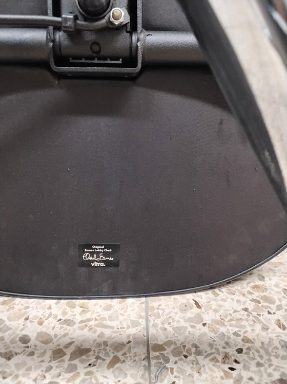 Vitra Eames Lobby Chair ES 104 – Bürostühle, Leather, Aluminium (photo 6 of 12)