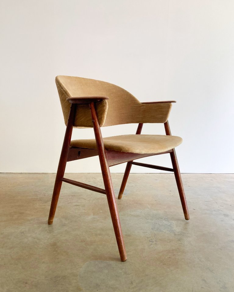 Vintage chair Cees Braakman Pastoe | €175 | Whoppah
