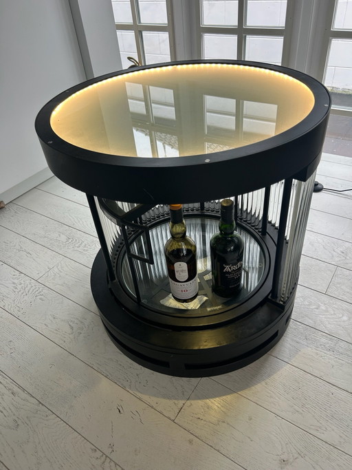 Exklusiver REX BIOHAZARD SMALL BAR CABINET von Timothy Oulton