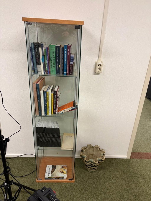 Glass display cabinet