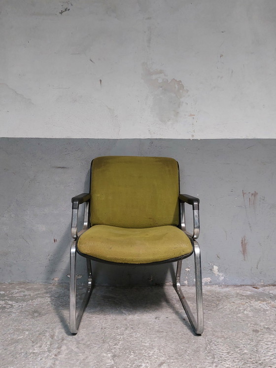 Image 1 of Vintage buisvormige chromen stoel met zwart leer