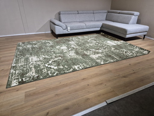 50% Discount! New - Montel Rug Bellows - Forrest