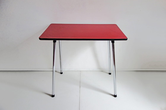 Image 1 of Mesa y 2 sillas de Formica, década de 1960.