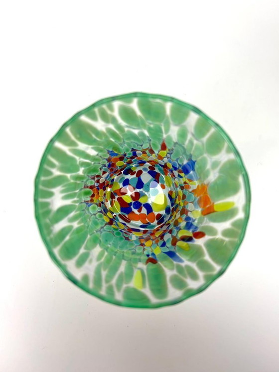 Image 1 of Set di 6 bicchieri in vetro soffiato veneziano con graniglia colorata di Murano, diametro 9 cm, hand made in italy.