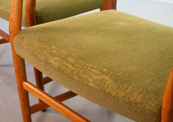 Image 1 of Set of Two Hans Wegner Mid-Century Design Famous Dining Chairs for Plan Mobler with Black Wooden armrests. Sweden, 1960s.