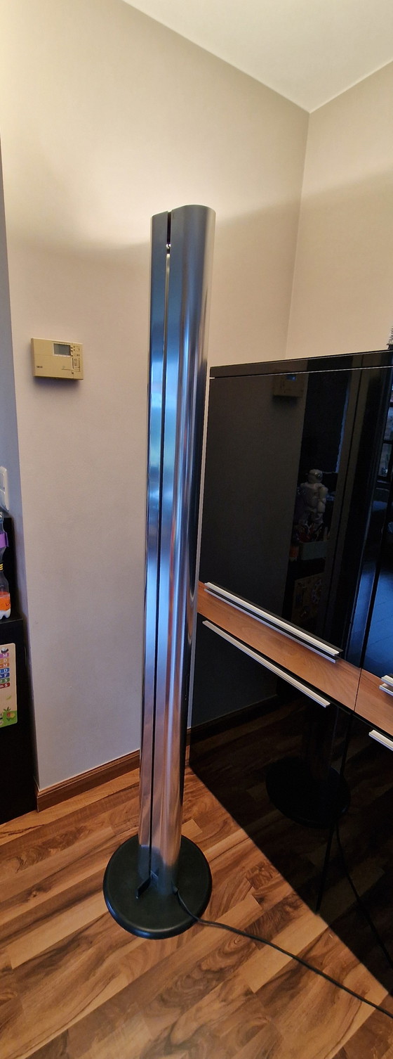 Image 1 of Lámpara de pie Artemide Megaron