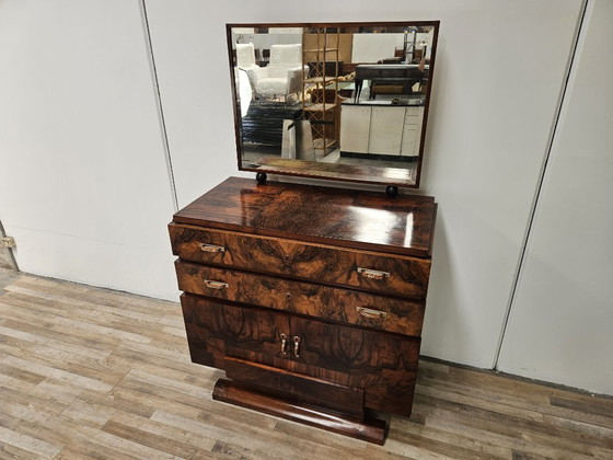 Image 1 of 1940s Art Decò sideboard in walnut burl with mirror