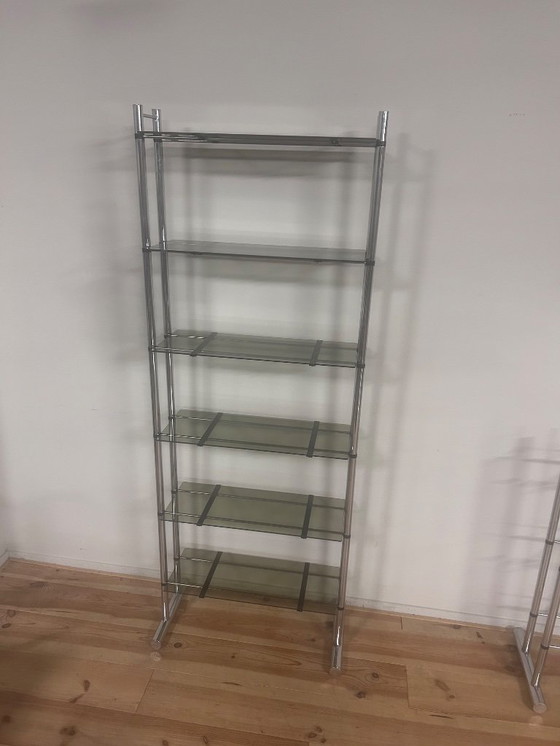 Image 1 of Scaffale anni Settanta in cromo con vetro fumé