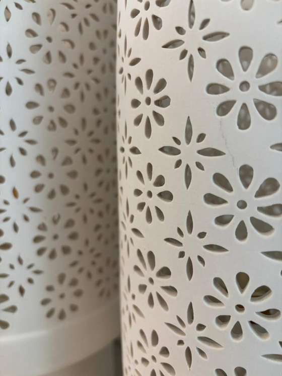 Image 1 of Polspotten Flowers table lamp