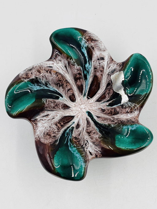 Flower-shaped trinket tray by Zandrini for Vallauris