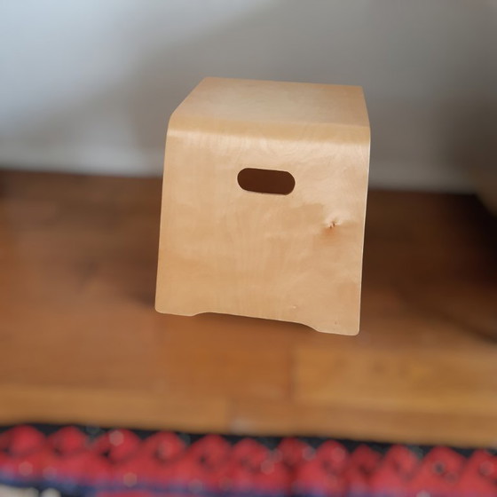 Image 1 of Gebogen Multiplex Design Kruk/Bijzettafel