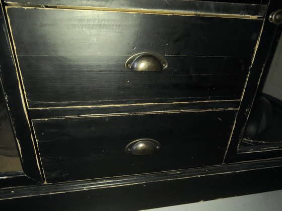 Image 1 of credenza rustica con vetrina