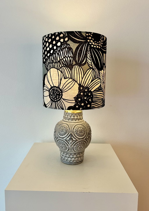 Upcycled table lamp on an MCM vase - wireless, suitable for balconies