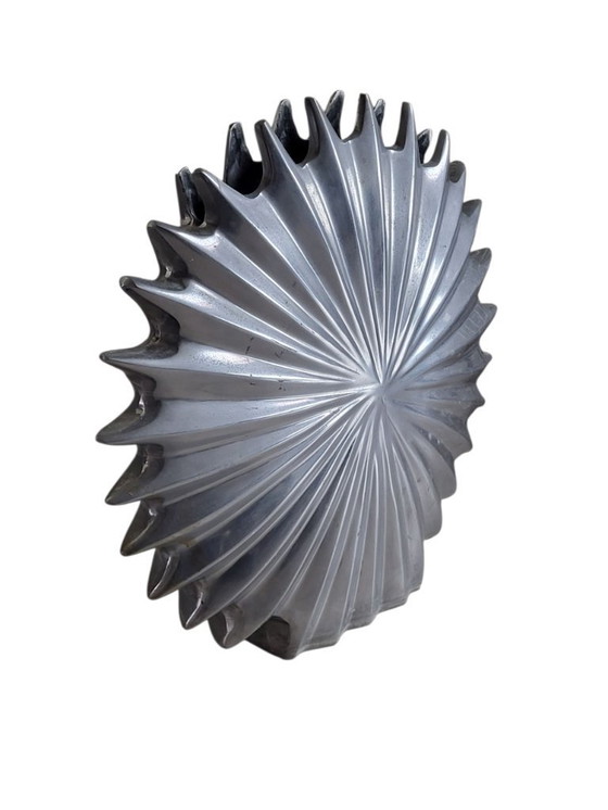 Image 1 of Vaso "Shell" in alluminio