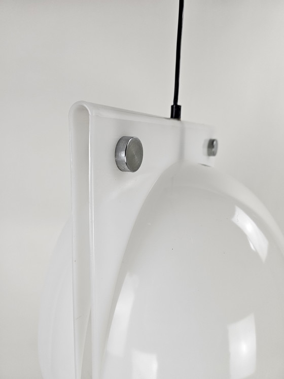 Modell Orion Hängelampe von Ermanno Lampa und Sergio Brazzoli für Guzzini – Pendelleuchten, Plastic, Vintage (photo 5 of 10)
