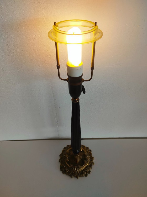 Imperial / Baroque (style) table lamp with fluted wooden stand & brass base – Other (photo 14 of 14)