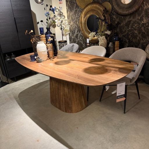 Wendy - Deens Ovaal - 215cm – Pronto Wonen, eettafels, Wood
