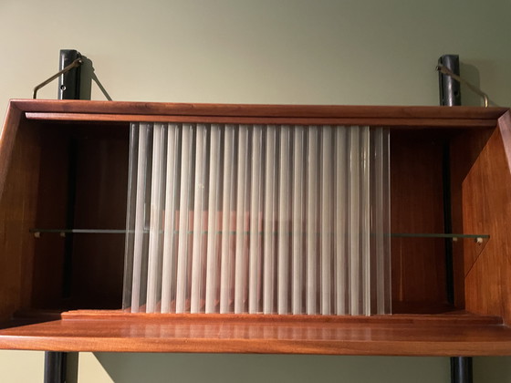 Image 1 of Mueble alto Louis van Teeffelen