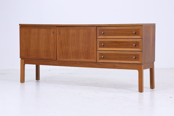 Image 1 of Vintage Noyer Palette Sideboard années 60 | Mid Century TV Board avec compartiments & tiroirs Rétro Bois de rangement #07-10