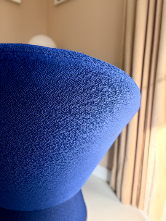 Image 1 of Drehbarer Blumenstuhl im Weltraumzeitalter