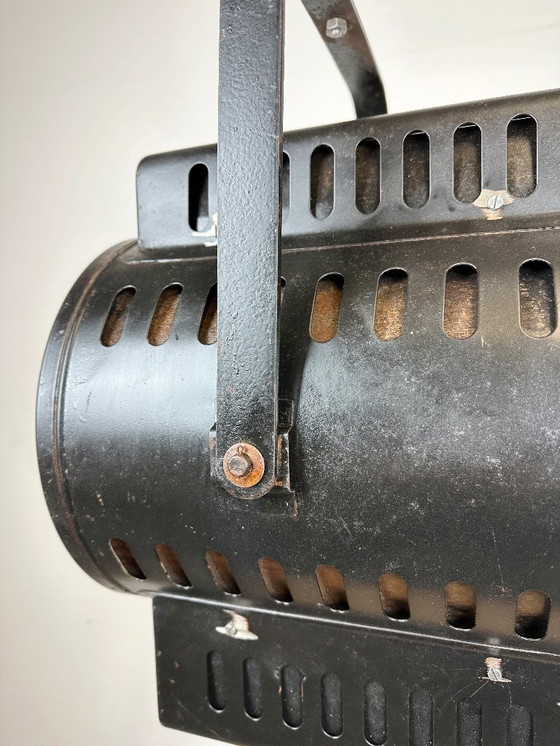 Image 1 of Pleins feux sur le théâtre noir vintage, années 1960