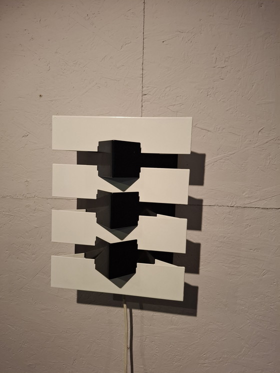 Image 1 of Anvia wall lamp