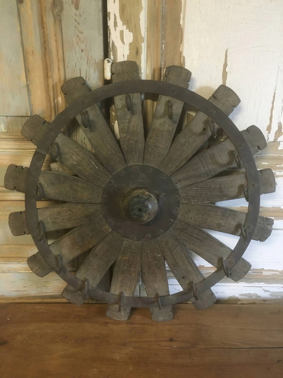 Sleutelhangerwiel of ander in hout en metaal – Kapstokken, Wood, Metal, Vintage (photo 10 of 10)